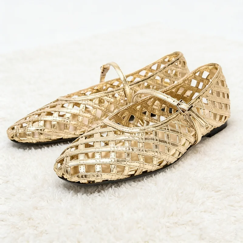 

Новые женские балетки с металлическим эффектом и сетчатым верхом, золотые туфли Мэри Джейн с круглым носком и пряжкой, летние ажурные плетеные сандалии на плоской подошве