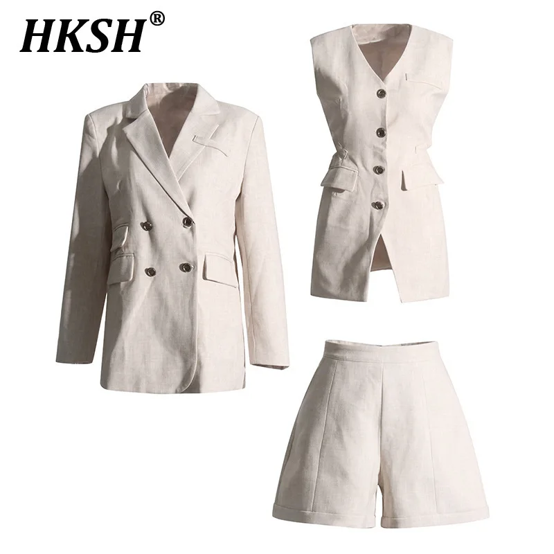 

HKSH Spring Summer New Women Fashion Elegant Office Lady Double Breasted Blazer Slimming Vest Short Pants Three-piece Set HK6234