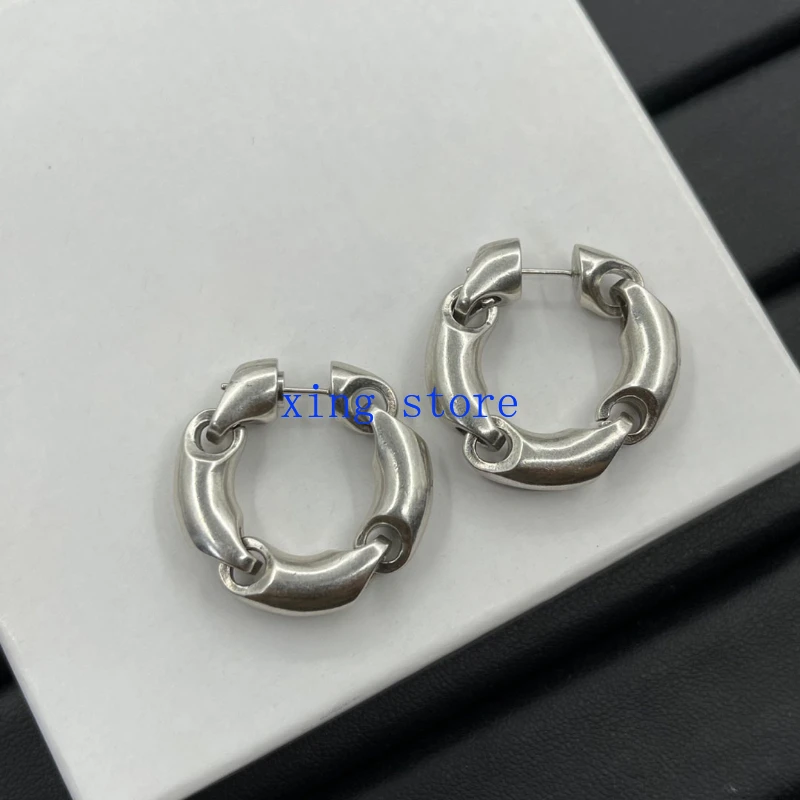 2024 New Fashionable Classic Style Round Men's and Women's Earrings