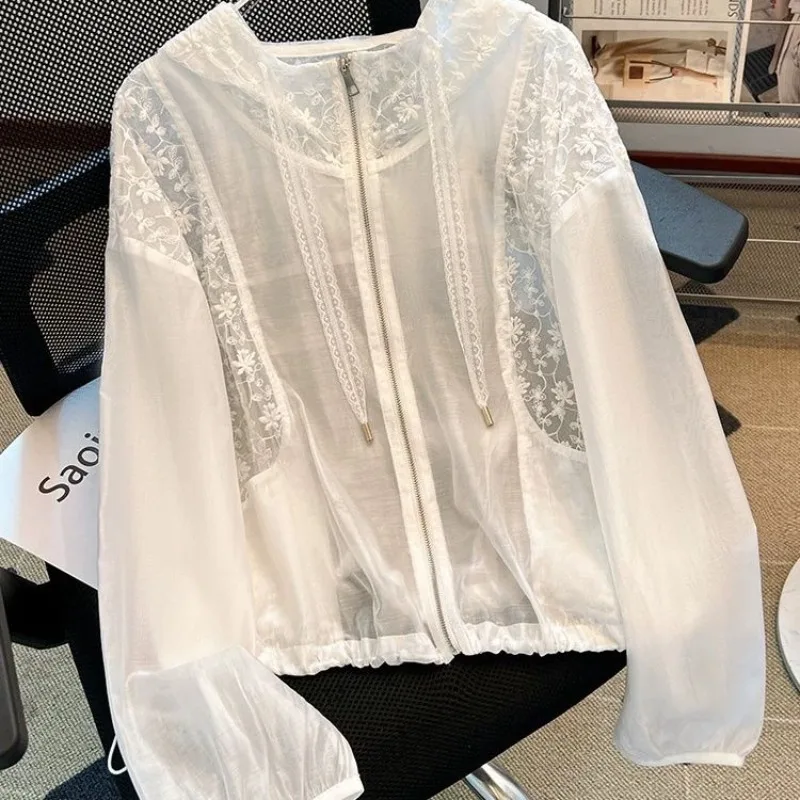 

Japanese All-match White Sun Protection Coat Women Hooded Hoodie Shirt Women 2025 New Loose Long Casual Blouses Blusa