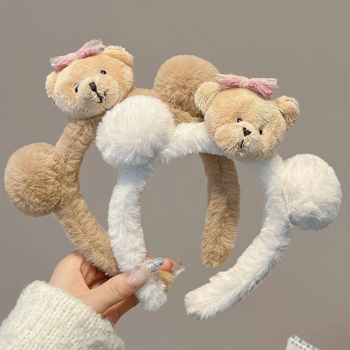 1pc Cartoon bear bow cute plush face pressed hair non-slip headband women's headgear