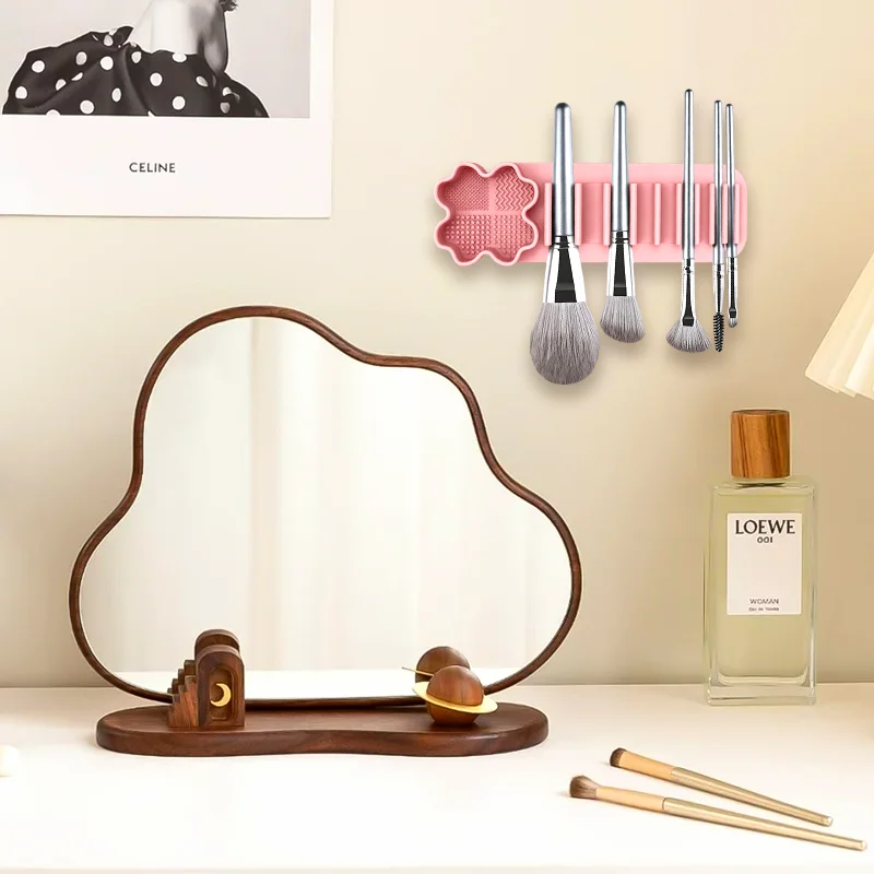 منظم فرش المكياج من السيليكون  - مراجعة Beauty Makeup Organizer وسعره