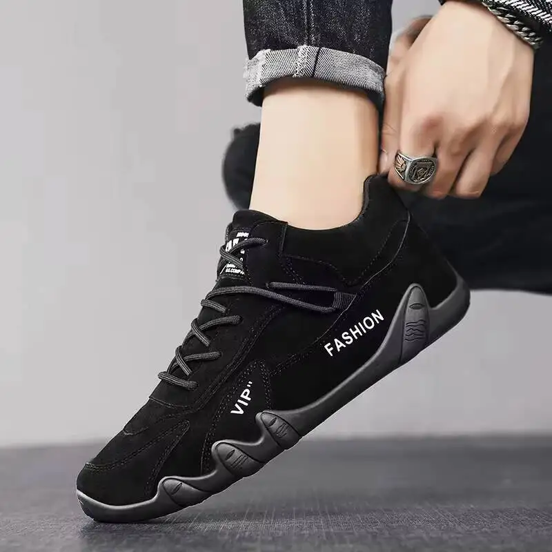 

2026 Men's Outdoor Sports Hiking Four Season New Anti Slip Comfort Work Fashion Youth Casual Trendy Shoes Male's Sneakers