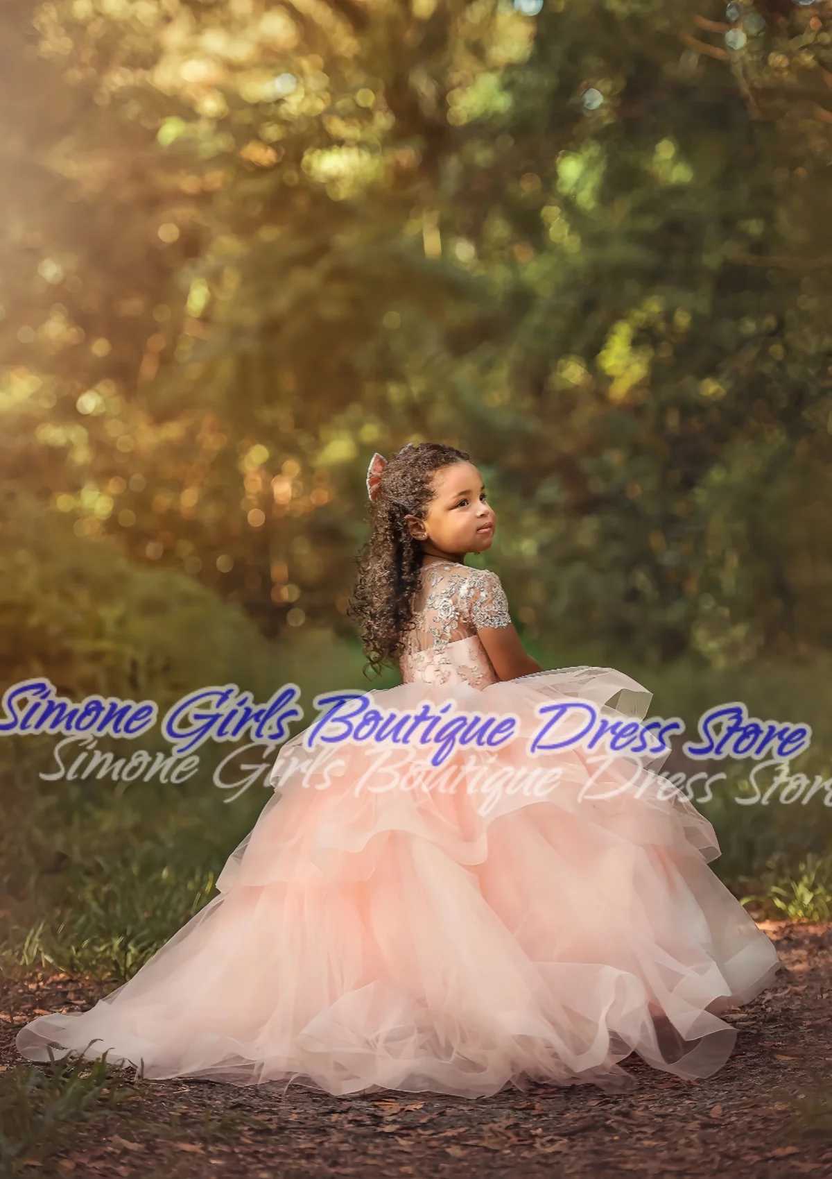 Cut-out design Fluffy skirt Embroidery decoration Lace stitching Flower Girls Dress for Wedding Ceremonies Dance Performances