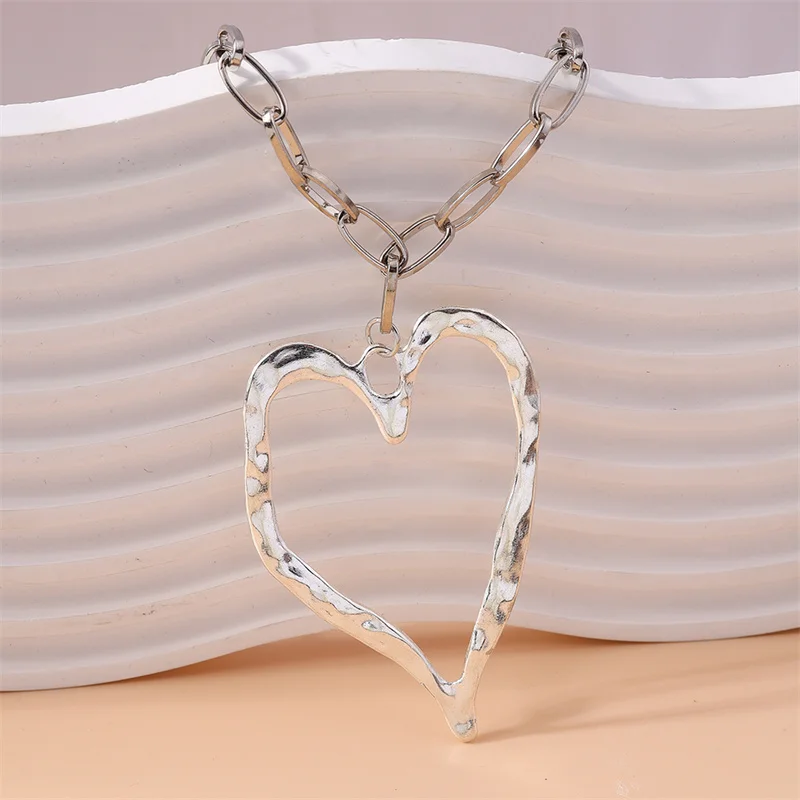 Aihua Punk Gold Color Big Hollow Heart Pendant Necklaces for Women Metal Chain Choker Necklaces Fashion Jewelry