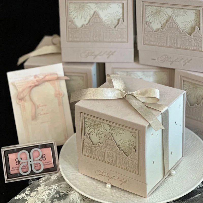 Elegant European Style Gift Box Wedding Favour Handheld Birthday Present Box Bridalmaid Return Empty Box Creative Castle