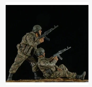 1/35 Scale Die-cast Resin White Model n Soldiers 2 People Need To Manually Color The Model Free Shipping