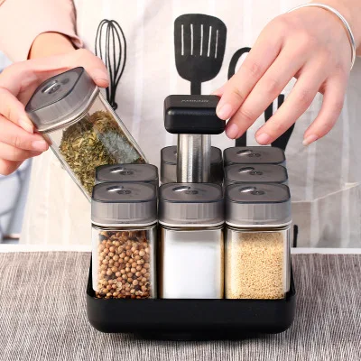 

European Style Rotating Glass Seasoning Bottle