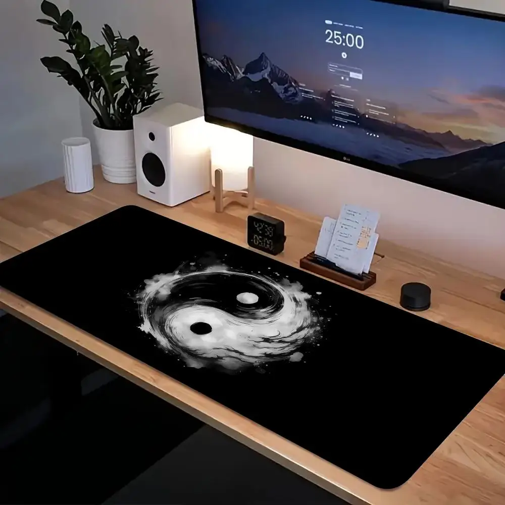 

Коврик для мыши в стиле Инь-Ян XL, большой компьютерный офисный игровой настольный коврик XXL, резиновые противоскользящие коврики для игровой клавиатуры, длинные настольные коврики