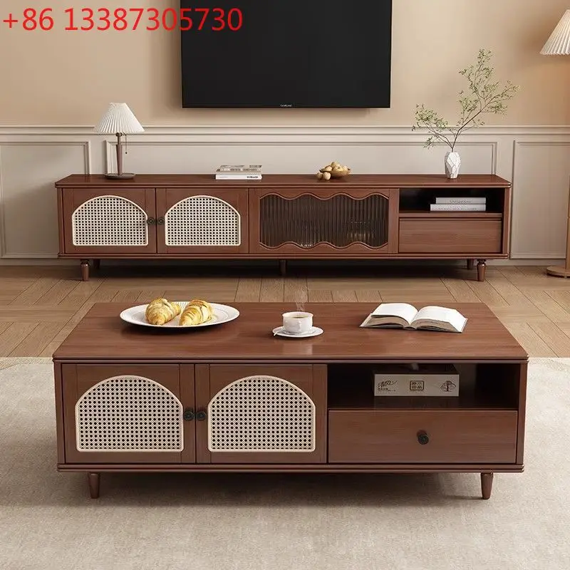 

Комплект для гостиной: журнальный столик и тумба под ТВ из массива дерева в антикварном стиле, с элементами ротанга, для хранения мелочей.