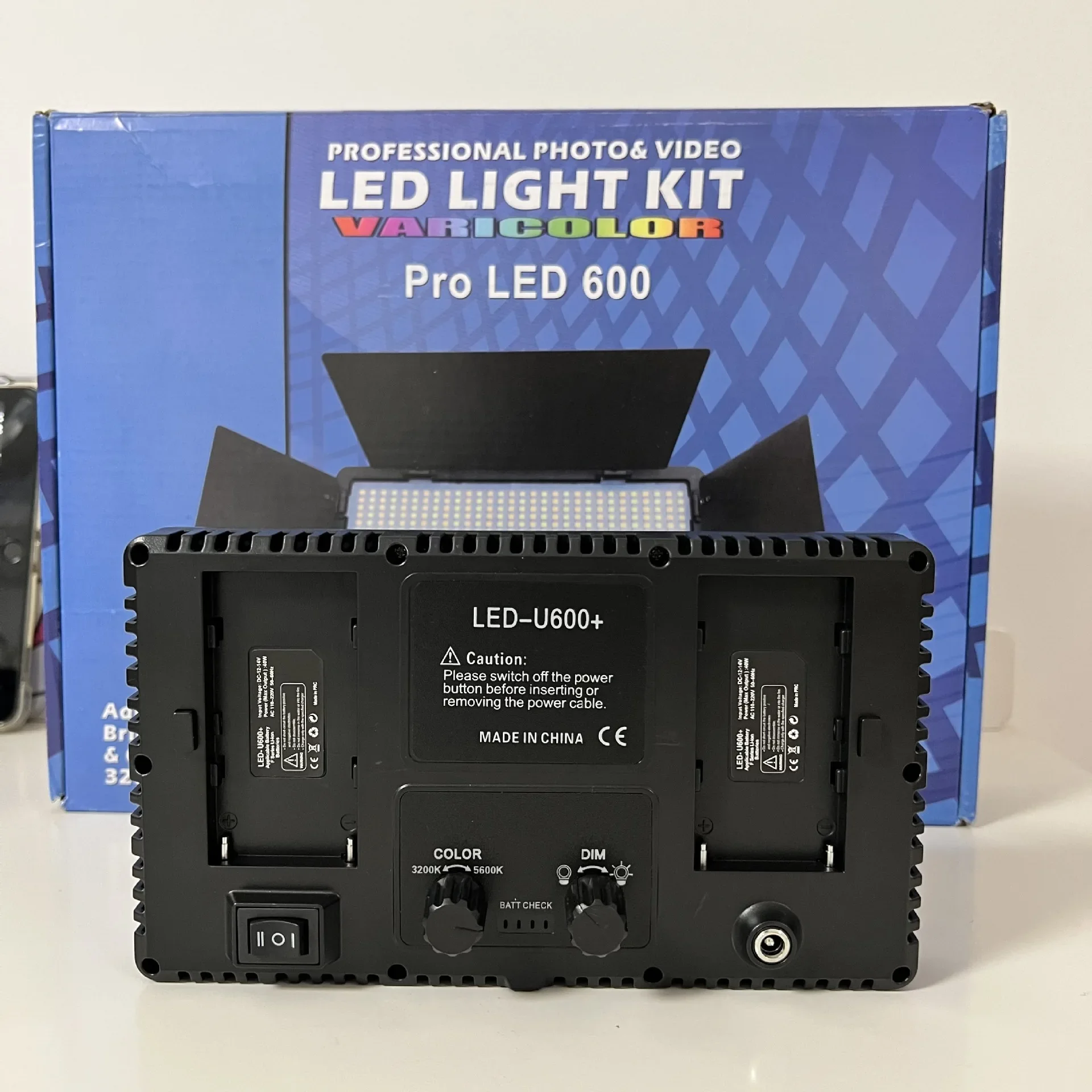 ضوء تصوير فردي عاكس للفيديو بث مباشر LED ضوء كاميرا ملء ضوء PRO LED U600 + U800 + خارجي داخلي