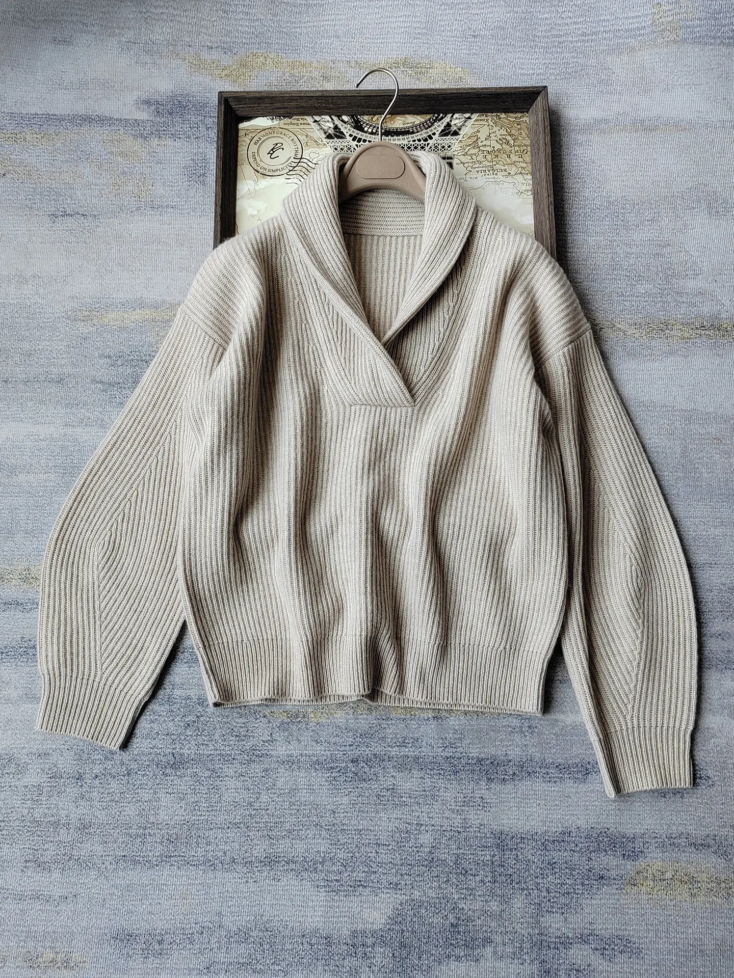 Women's 2026 Autumn Winter New Wool Cashmere Knit Crewneck Sweater with Leaf-Headed Collar