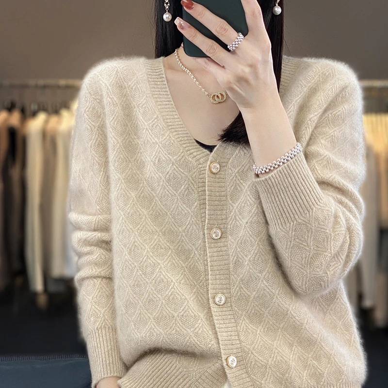 New V-neck cashmere sweater in autumn and winter 100% pure wool women's long sleeve cardigan Korean Joker coat bottoming shirt