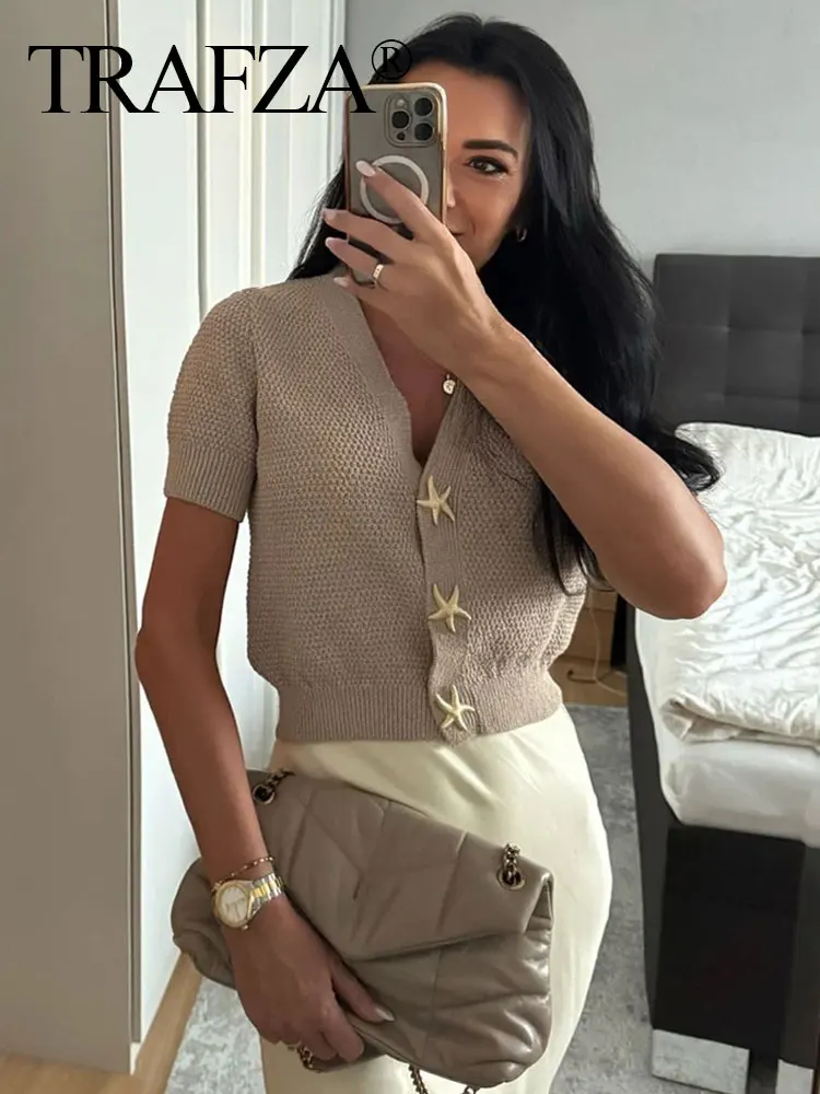 

TRAFZA Female Autumn Fashion Solid Knitted Cardigan Short Sleeves V-neck Starfish Buttons Single-breasted Elegant Slim Tops