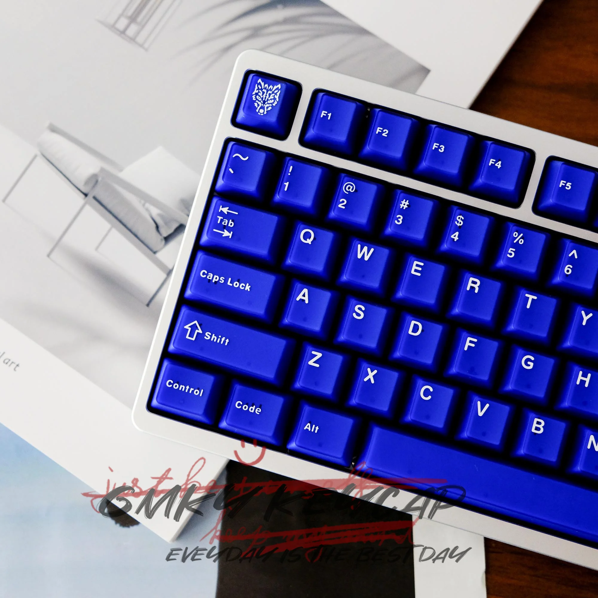 Imagem -04 - Gmky Semitransparentes Keycaps Perfil Cereja Tiro Duplo Abs Font Pbt Vermelho Azul Teclado Mecânico Interruptor mx