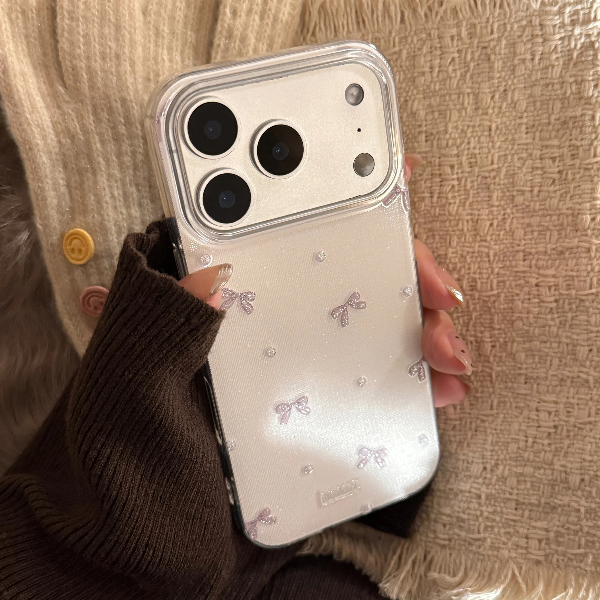 Exquisite Gentle White Stereos - đánh giá và giá Phone Cases Pinterest