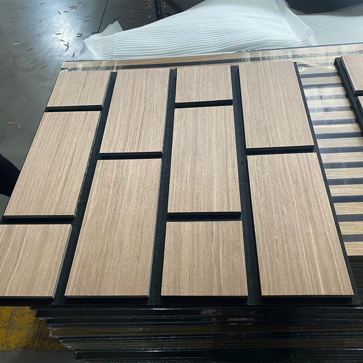 China Wholesale MDF Acoustic Wall Panels Sound Insulation Custom Color Traditional Office Wood Veneer/Melamine Paper