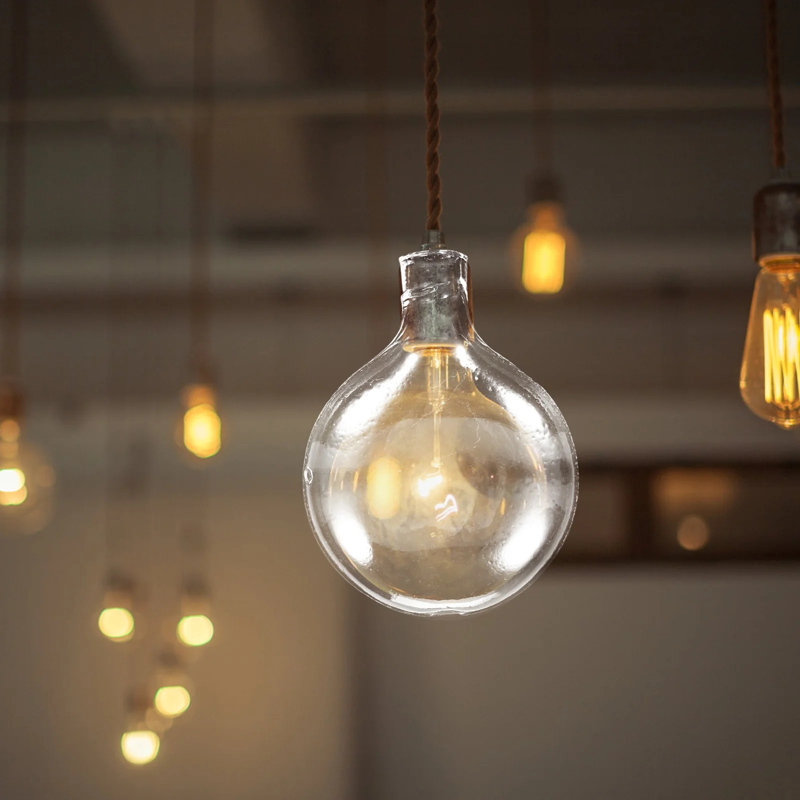 قطعتان من ظلال الزجاج للأضواء المعلقة، عاكس الضوء الحديث الشفاف، بديل لسطح أملس، إضاءة دافئة مثالية لمكتب المقهى المنزلي