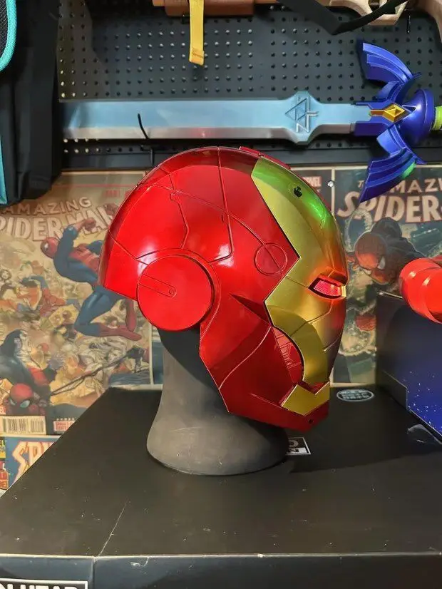 Neuer Iron Man Mk5 Elektrisch/Manuell Öffnender und Schließender Helm mit Zweisprachiger Sprachsteuerung, Spielzeug für Erwachsene, Sammlerstück, Anime-Peripherie, Geschenk – Detail 10