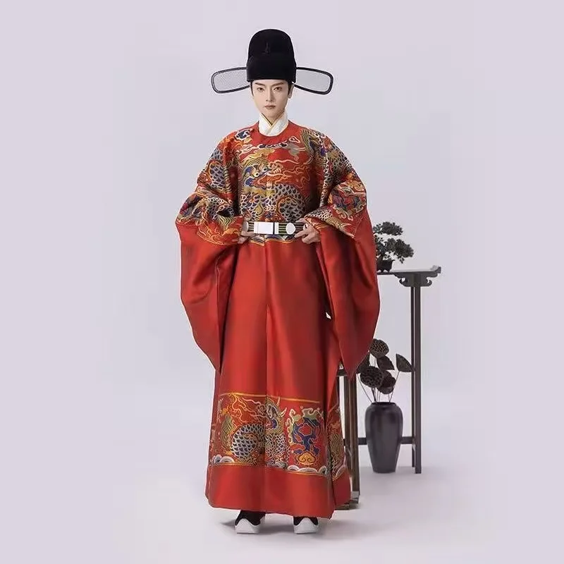 

Antique Gold Woven Hanfu Men Women Traditional Ming Dynasty Makeup Flower Round Neck Robe Vintage Royal Cosplay Costume Wedding