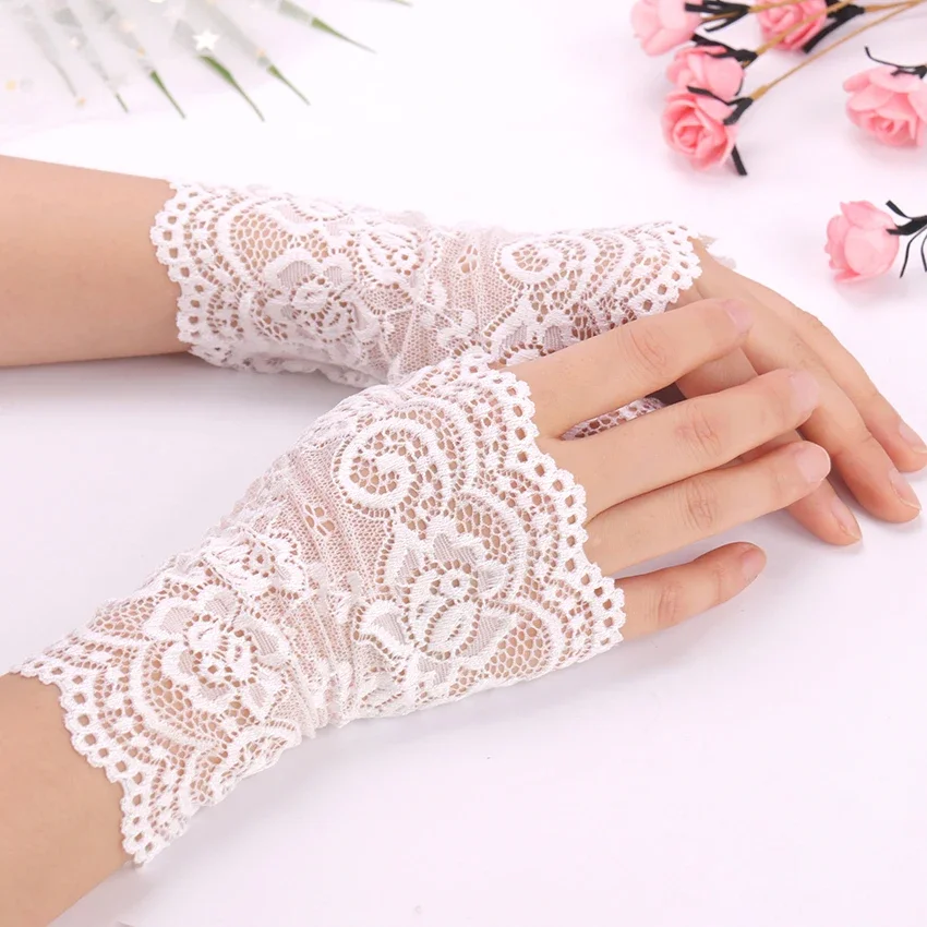 1 Pair Summer Autumn Sexy Lace Gloves Girls Women Sunscreen Short Gloves Fingerless Driving Gloves Half Finger Mittens Elastic