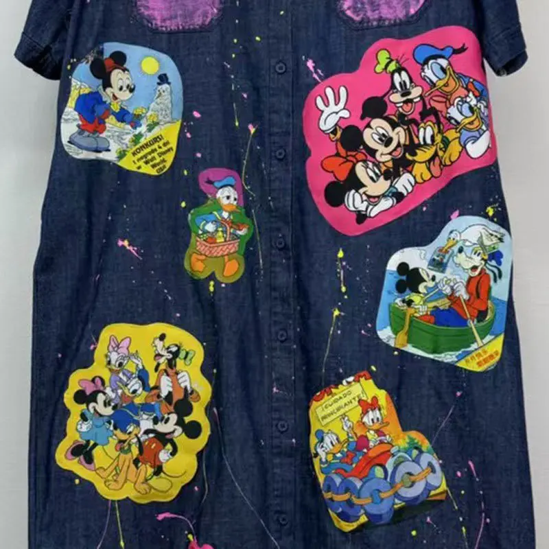 سترة دينم مطرزة برسومات كارتونية جديدة لصيف 2025 للنساء ملابس نسائية متوسطة الطول فضفاضة للتخسيس بأكمام قصيرة