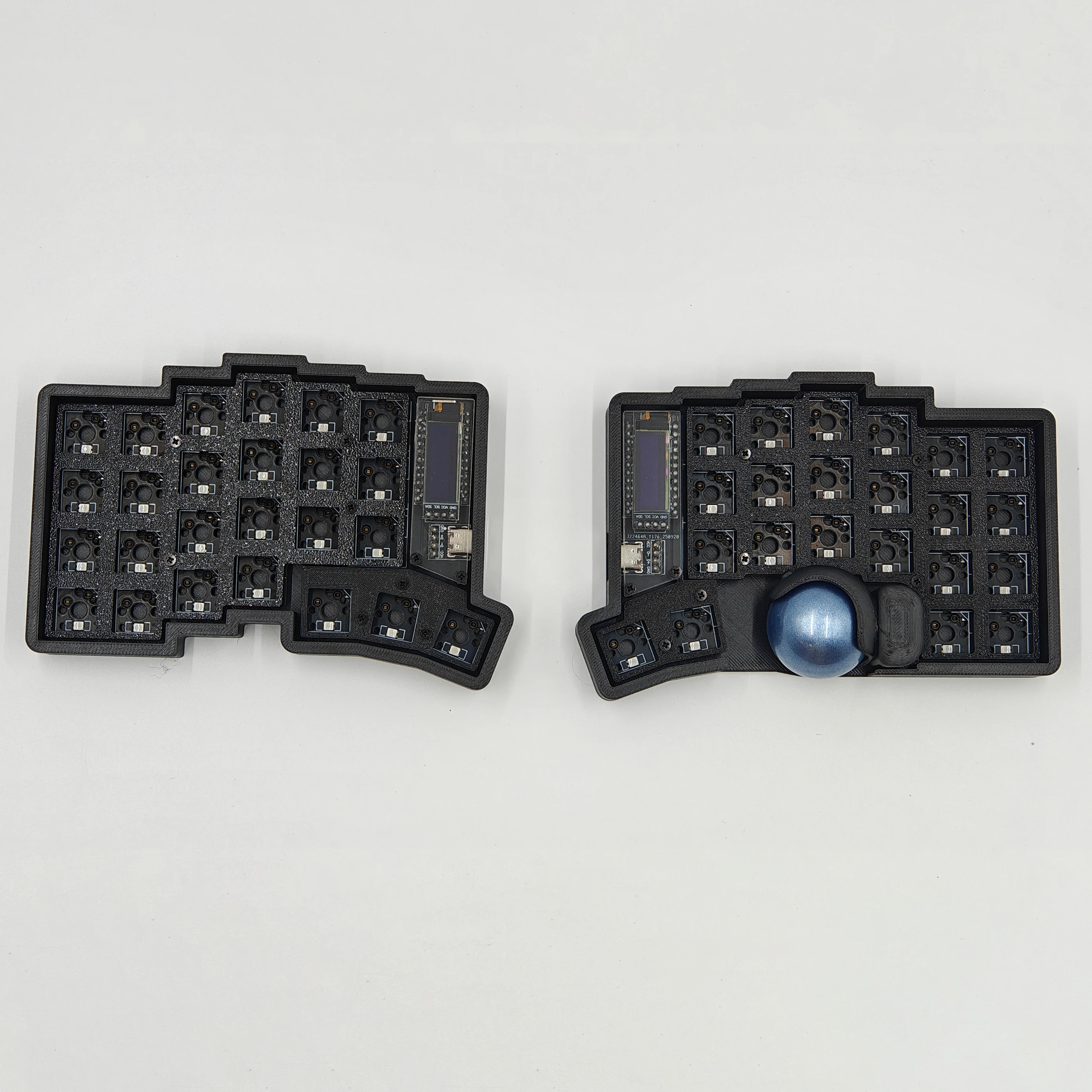 Trackball 39/44/47/59 Split Keyboard Kit RGB MX/Choc Switch Support VIAL Custom RP2040 Split Keyboard Kit Ergonomic PC Gamer Gif