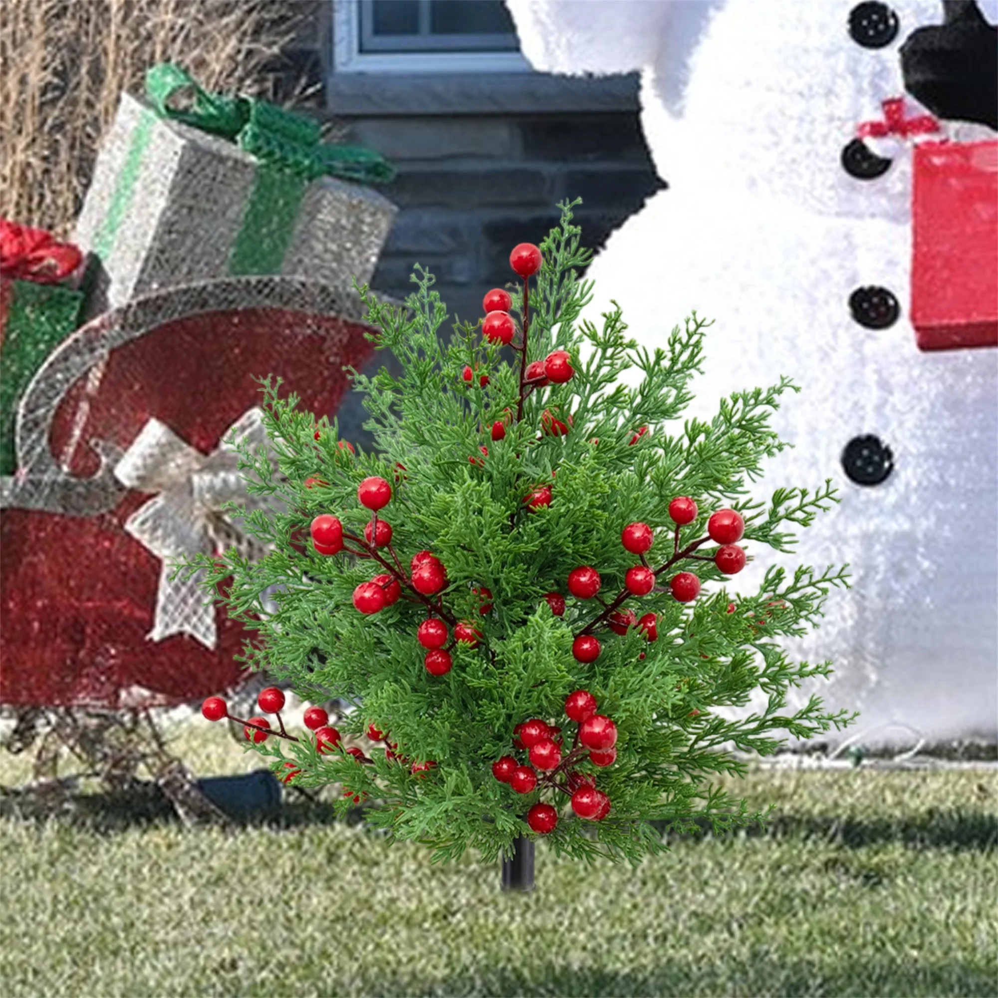 شجرة عيد الميلاد الاصطناعية مع أوراق شجر خضراء نابضة بالحياة وحماية من الأشعة فوق البنفسجية للحديقة الخارجية وتزيين الشرفة في وقت مبكر #1