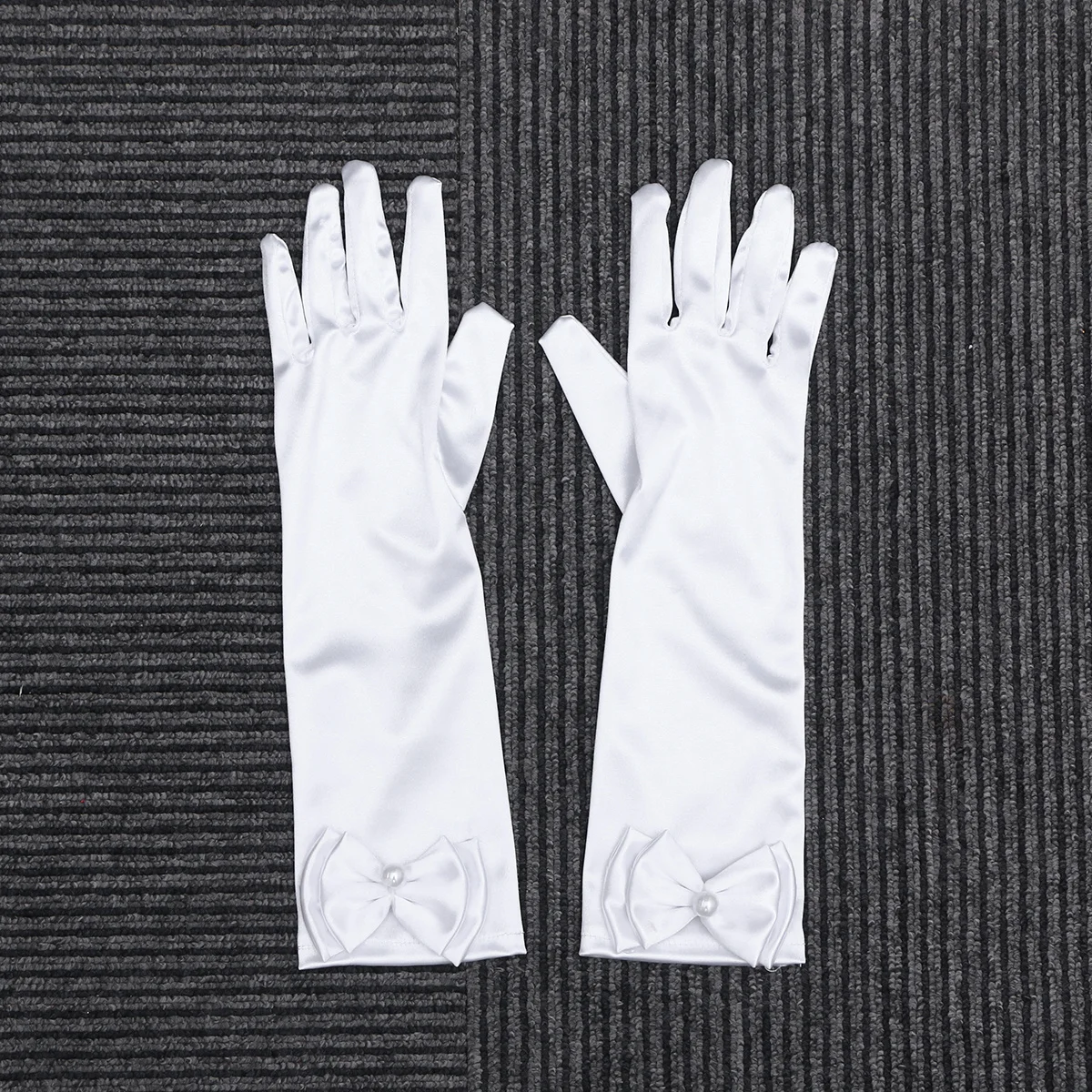 

1Pair Elegant Long Gloves for Kids Bowknot Design Ideal for Wedding Party and Special Occasions Flower Girl Gloves