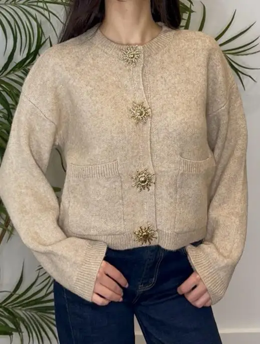 

2025 Autumn and Winter Elegant Temperament Style High-End Woolen Sweater Women's Clothing