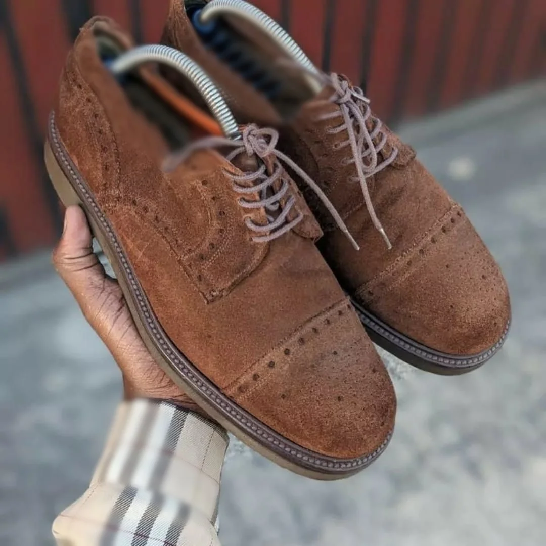 브라운 레이스업 플리스 남성 구두 남성 드레스 슈즈 얕은 펌프스 고품질 파티 슈즈 패션 큰 사이즈 47 여성용 신발