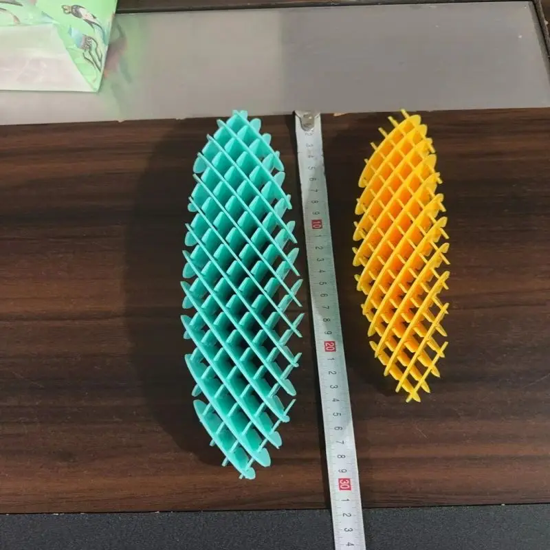 1 pcs 3 dスケーラブルな弾性メッシュtiktok新しいおもちゃとユニークなパズルリリースと解凍変形ワームpopitキッズトイ面白い