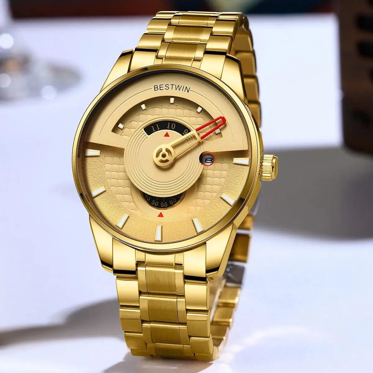 

New Men's Fashion Luxury Creative Design Quartz Watch Classic Golden Silver Mens Watches Business Leisure Clock Companion Gift