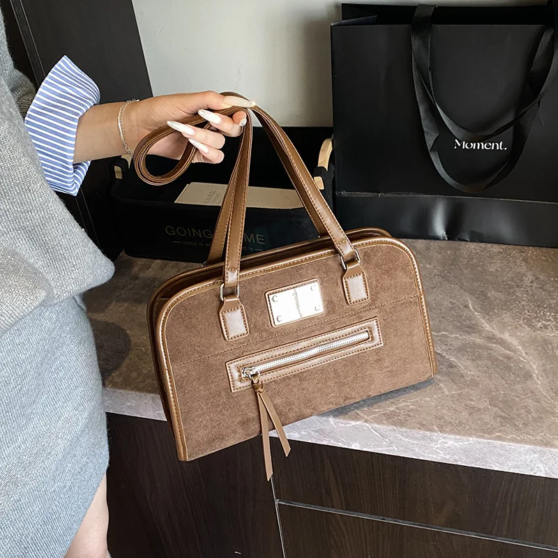 

2025 New Minimalist Shoulder Bag - Women's Fashion Large-Capacity Multi-Function Light Luxury Crossbody