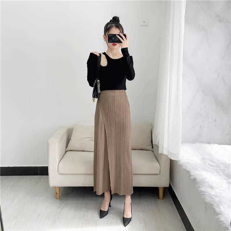 Miyake Style Women Pleated Solid Color Ankle-length Pants Elastic Waist Wide Leg Straight Female Trsouser Loose 2025 Summer