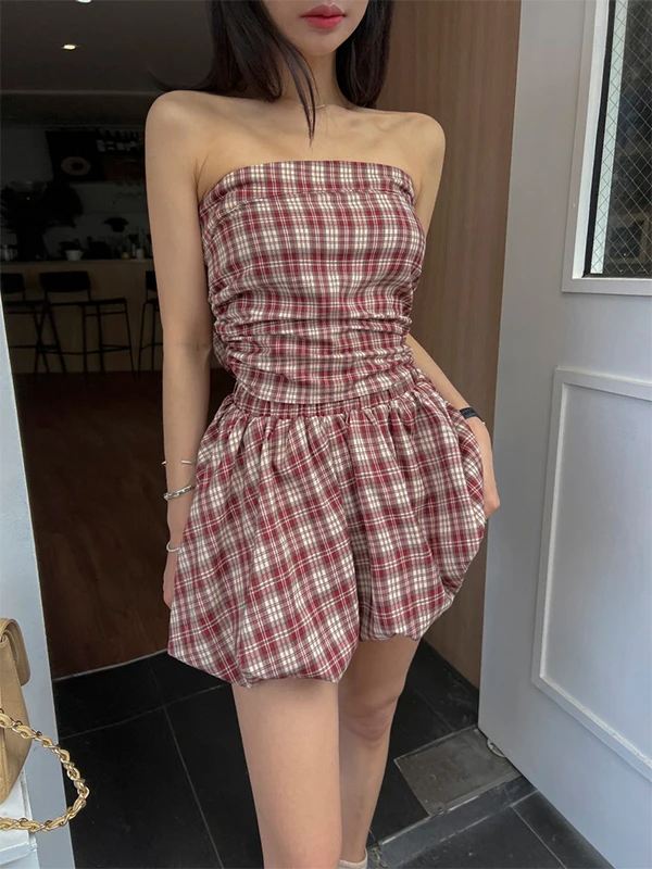 

Sweet And Spicy Strapless Vest Skirt Set Women's Slim Fit Backless Belted Waist Crop Top Flower Bud Skirt Two Piece Set