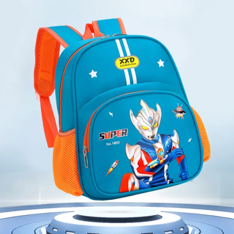 Nueva mochila escolar para bebé ultraman Superman de color contrastante, impermeable y ligera, bonita mochila de nailon para niño de dibujos animados