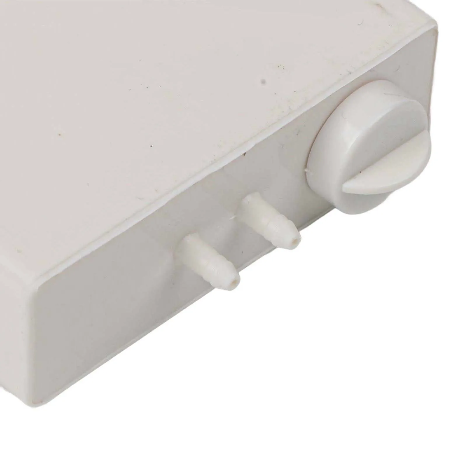 

Кислородный насос для рыбалки, воздушный насос с литиевой батареей USB, регулируемый зажим из нержавеющей стали, небьющийся воздушный камень, гибкий воздушный шланг