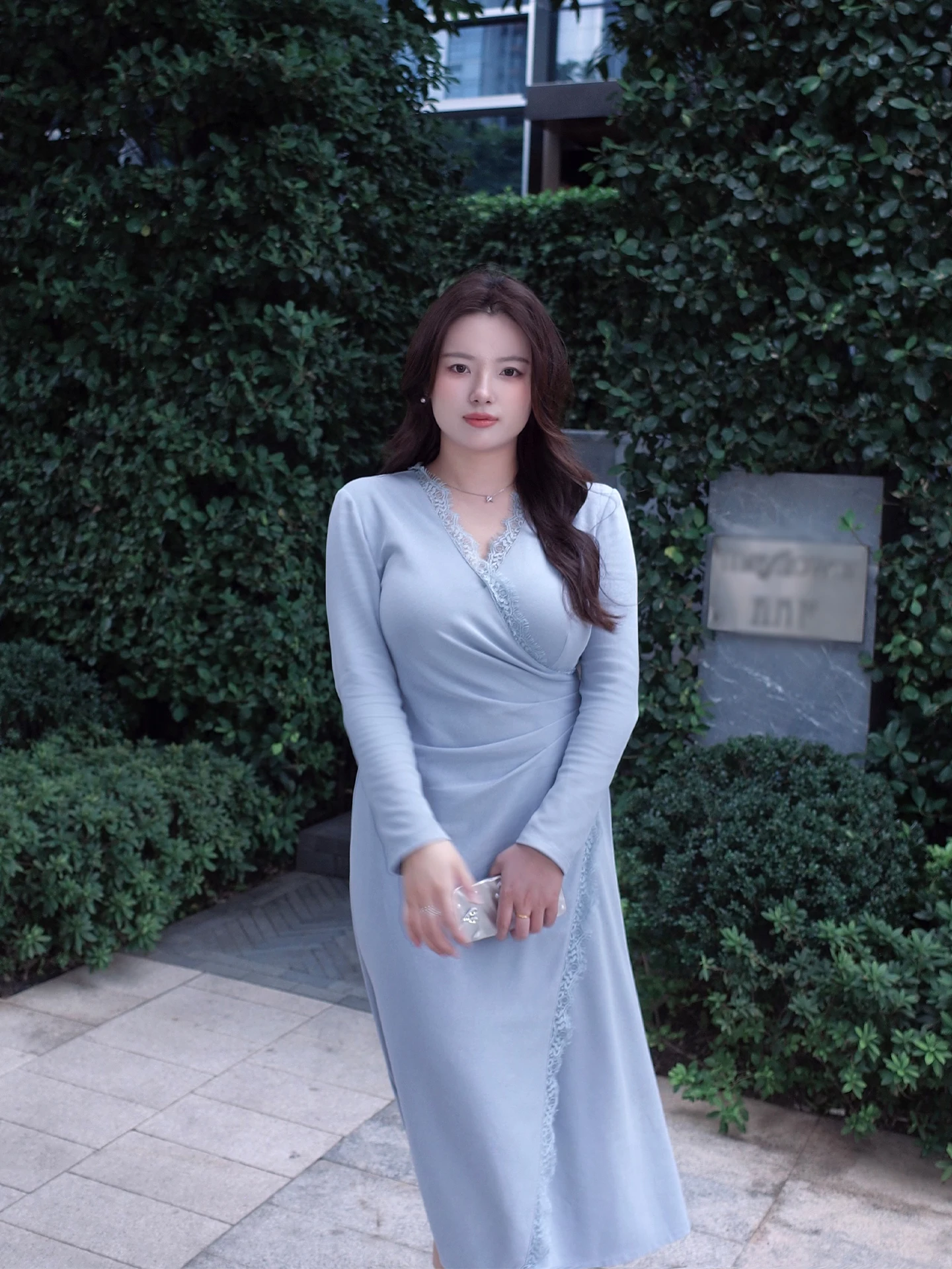 

plus Size Women's V-Neck Pleated Waist-Cinching Slit Knit Dress Q8286 A-Line Silhouette Long Sleeve Mid-Length Commute Style
