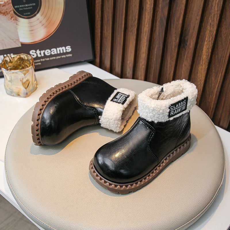 2025년 신상 고품질 아동용 여아 코튼 부츠 겨울용 따뜻한 캐주얼 가죽 부츠 아동용 편안하고 따뜻한 플러시 앵클 부츠