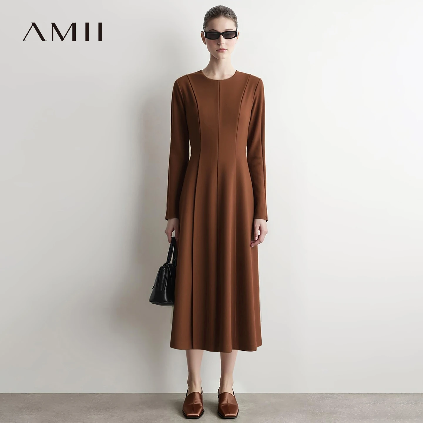 

Amii Slim Dress Woman 2026 Autumn New O-Neck Stretch Long Sleeve Midi Dress Elegant Waist Cinched Casual Woman Clothes 12623013