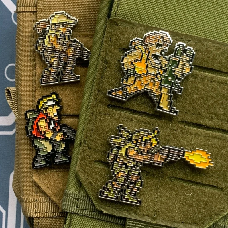 Mosaic pixels Style contra Metal Morale Badge Hook&Loop Patches for Clothing Arcade King Games Characters Patch Backpack Armband