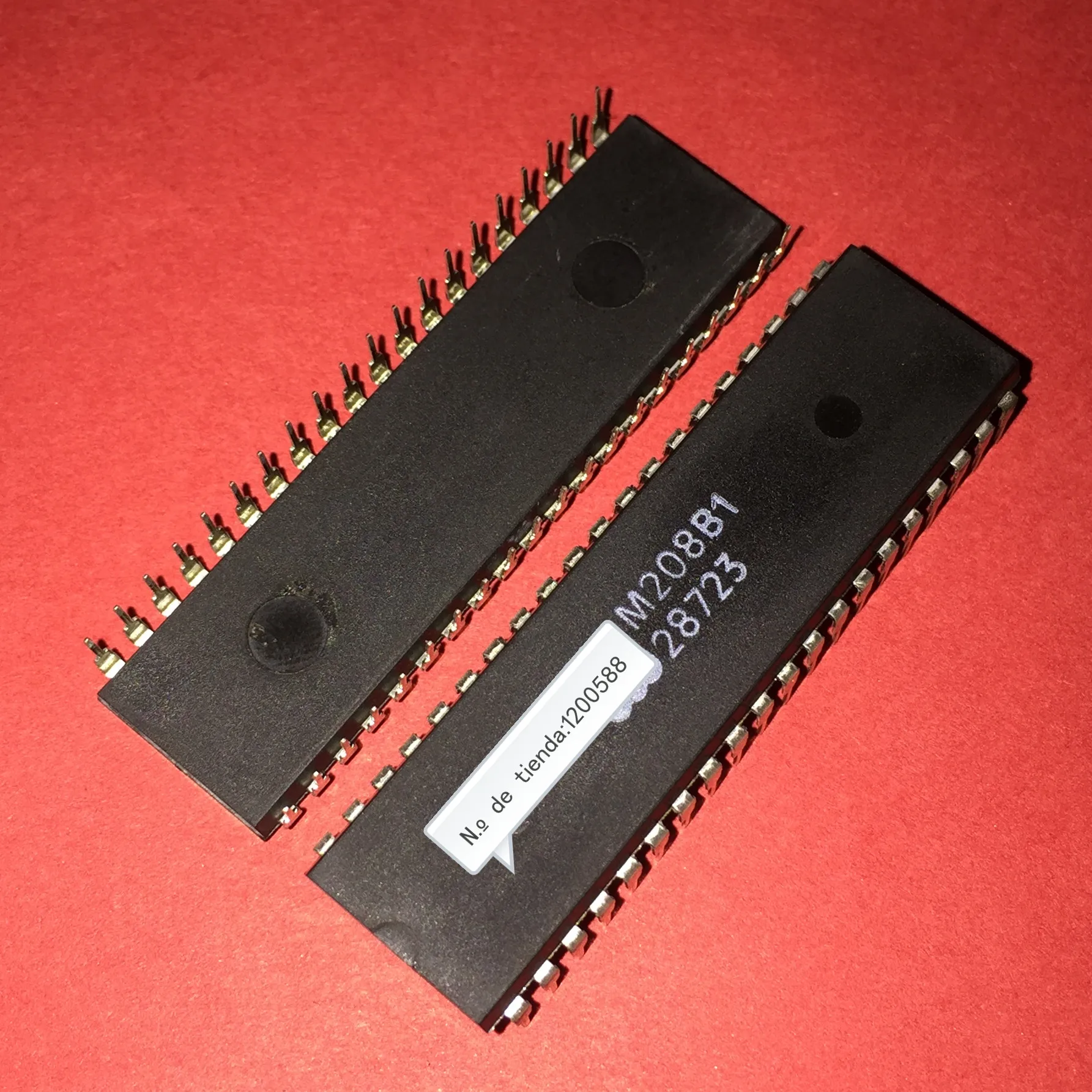 

2 шт./лот M208B1 M208 DIP-40 208B1 DIP40