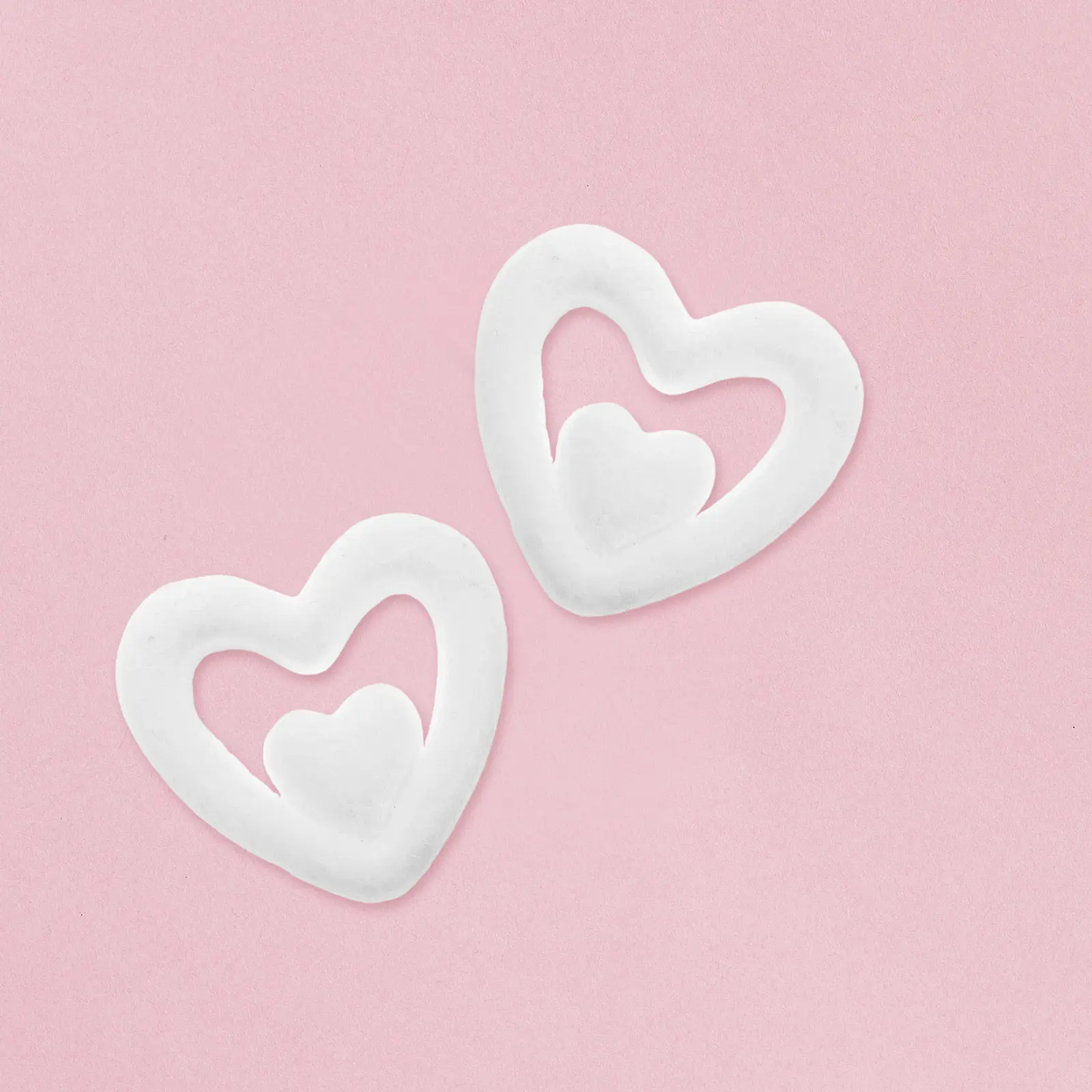 20Pcs Foam Heart Shapes Unpainted Smooth Craft Hearts for DIY Painting Decorating Wedding Birthday Celebration Party Decorations
