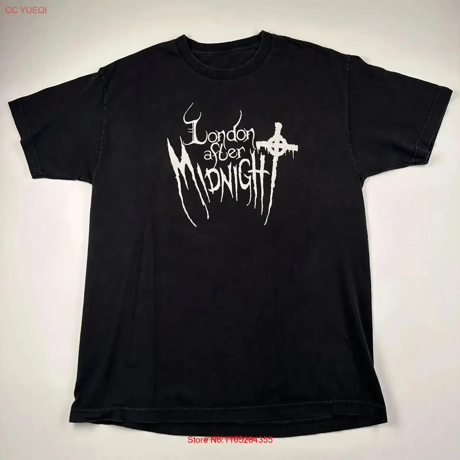 Винтажная футболка London After Midnight 2000-х годов, размер L, с эффектом потертости, для повседневной носки, слегка модная, унисекс, с графическим принтом.