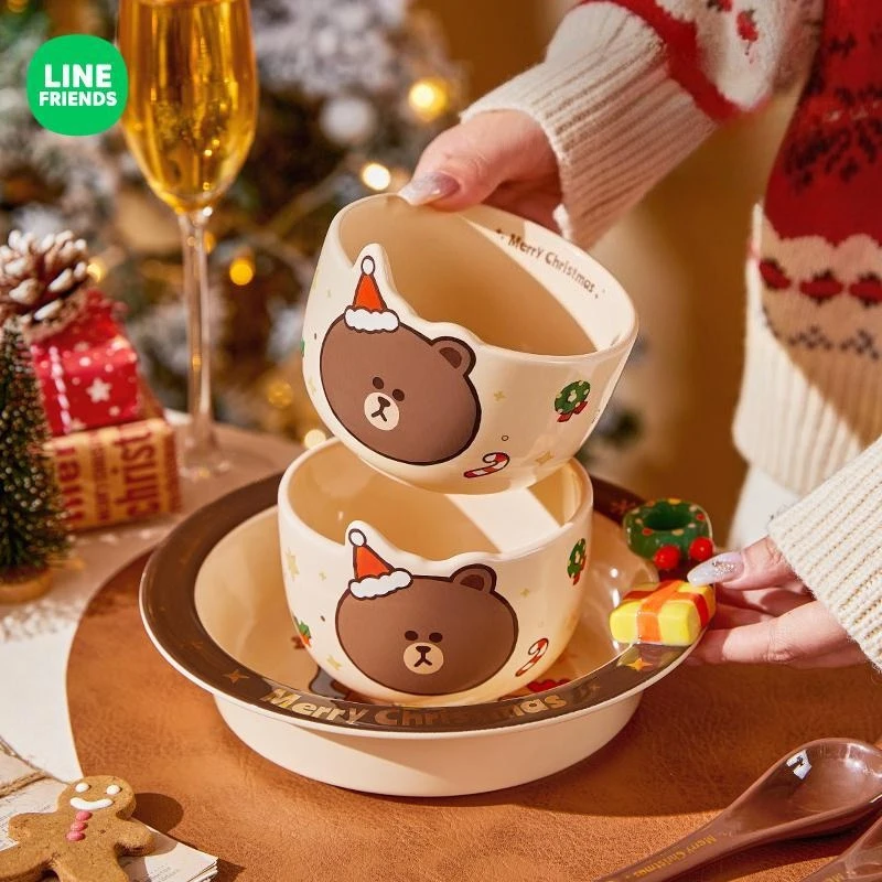 LINE FRIENDS クリスマスギフトセット　限定グッズ 食器7点セット Line friends Brown Cony Sally Tableware High Color Value Animation