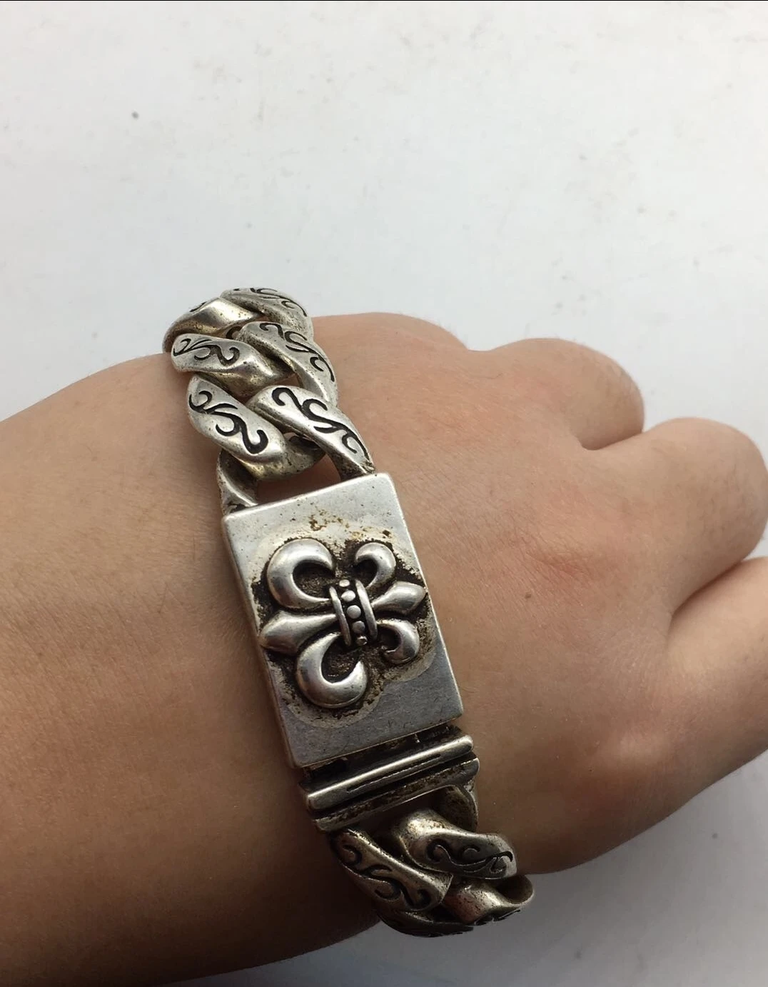 Old hidden silver bracelet to ward off evil luck drop magic pestle xiangyun grain hand row male hand string female life transfer