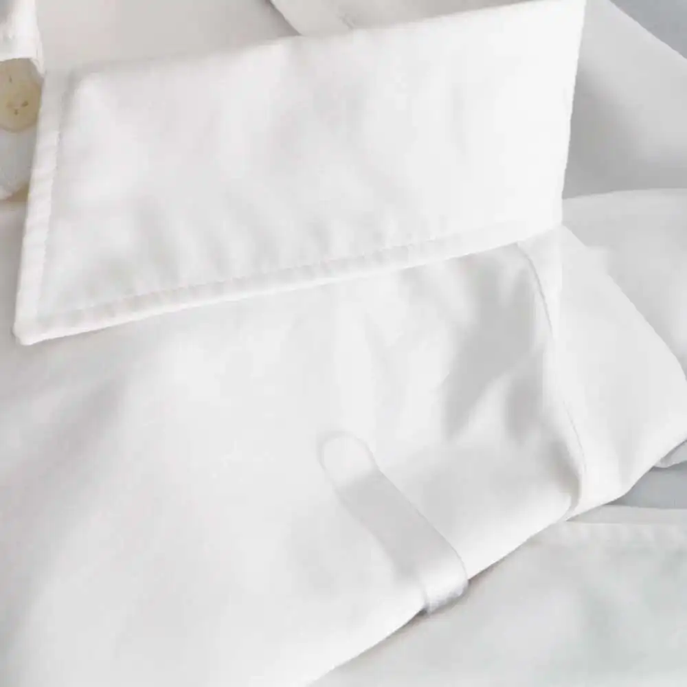 100 SZT. Plastikowe Klipsy do Folderów Kołnierzyków Koszul lub Klipsów do T-shirtów Szpilki do Sukienek Odzieży Opakowania Przezroczyste Zatrzaski