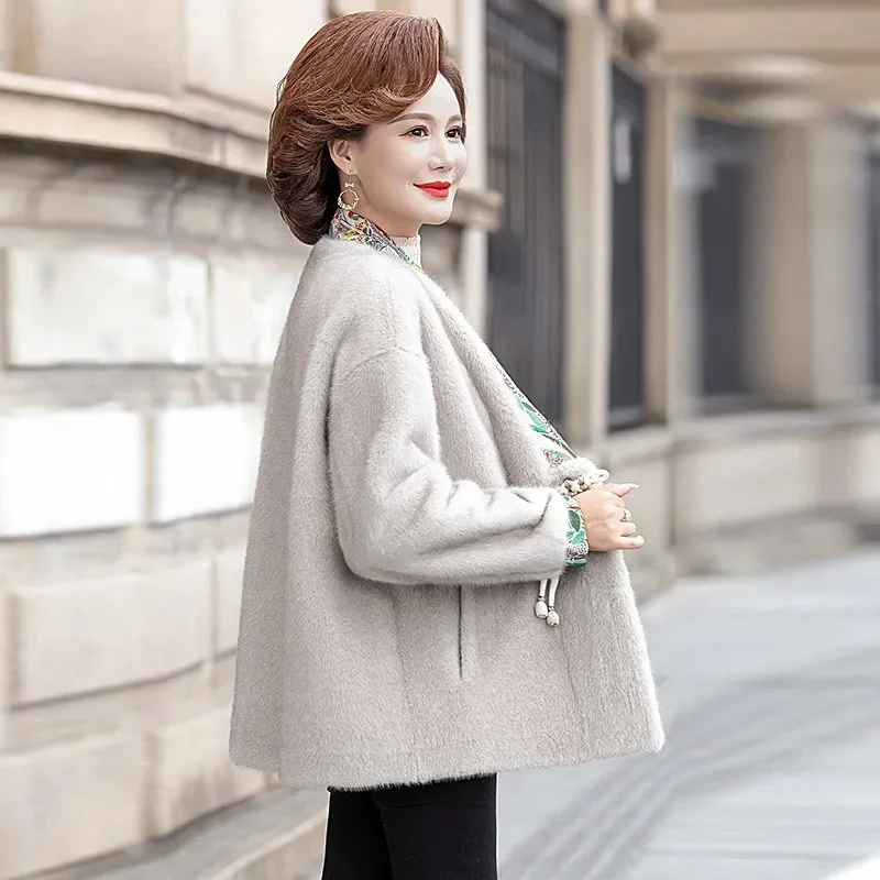 Middle aged Women Fur Coat New Imitation Mink Fur Overcoat High-end Artificial Mink Fur Coats Middle aged Mother Winter Outcoat