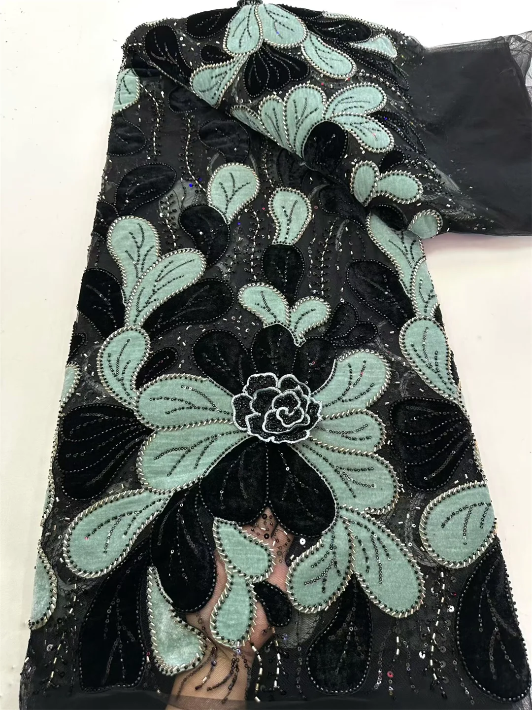 

Luxury African Velvet Gold Beaded Sequin Lace Fabric Groom Embroidery Fabric French Ladies Evening Dress Sewing 5 Yards 2026